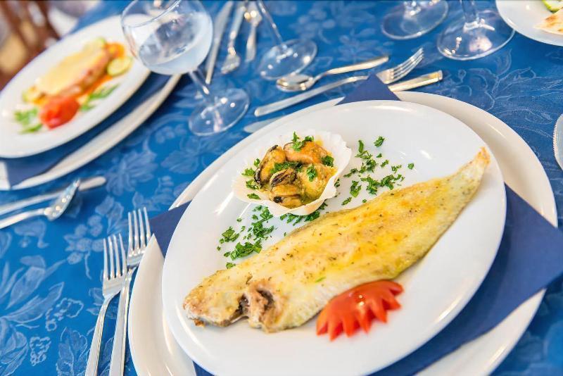 Hotel Ervill Rimini Eksteriør billede