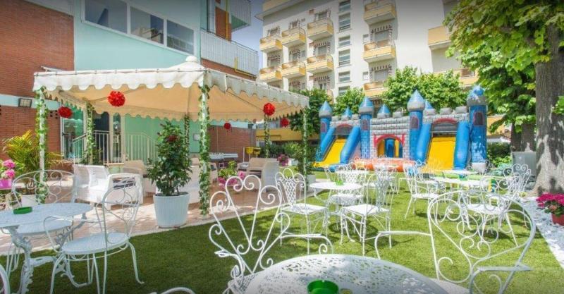 Hotel Ervill Rimini Eksteriør billede